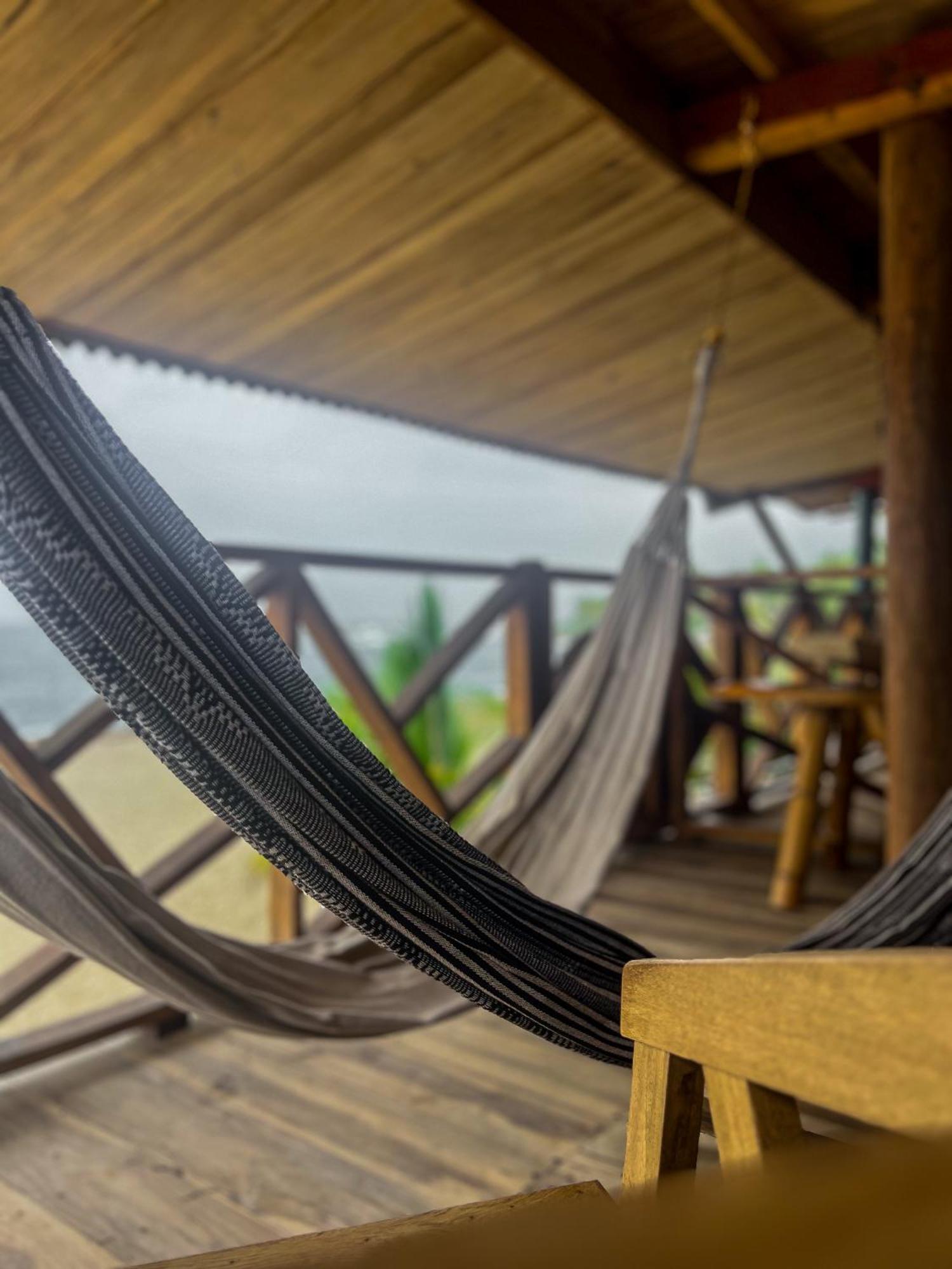 Hostal Mocambo Beach Guachaca Exterior photo